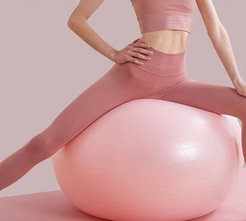 Availalbe OEM 55cm PVC Anti-Burst Gym Exercise Yoga Ball with Air Pump and Colorful