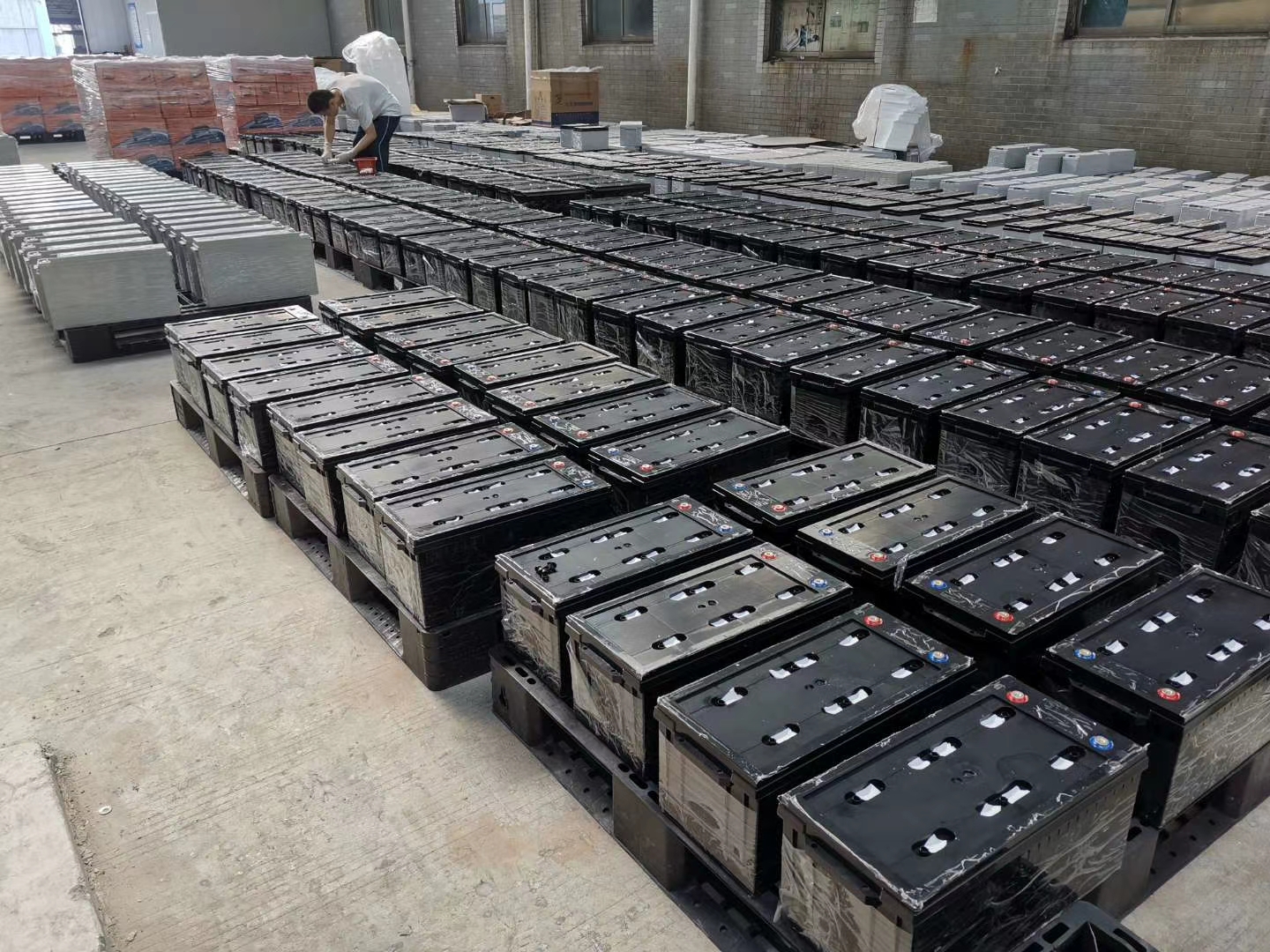 Lithium Deep Cycle Gel Battery 12V 115AH For Household Solar Energy System