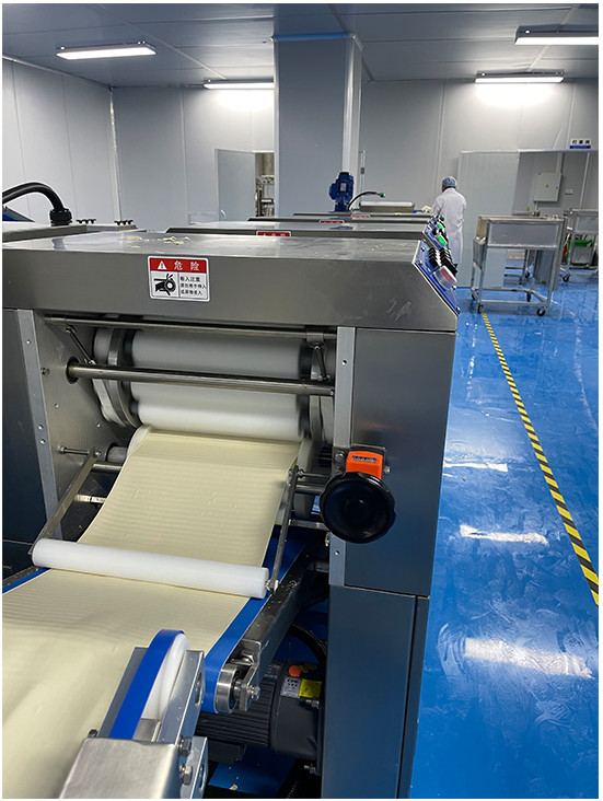 Commercial Puff Pastry Production Line Dough Sheets Pastry Laminating Machine