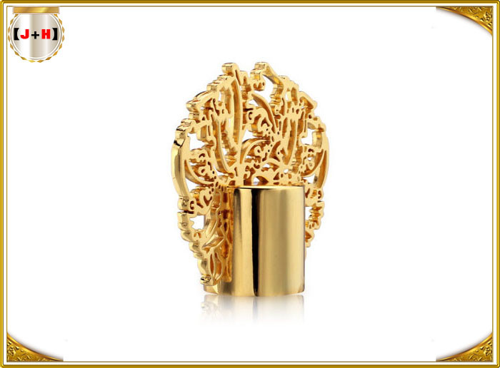 Peacock Shape Electroplate 3D Drawing Zamac Perfume Cap