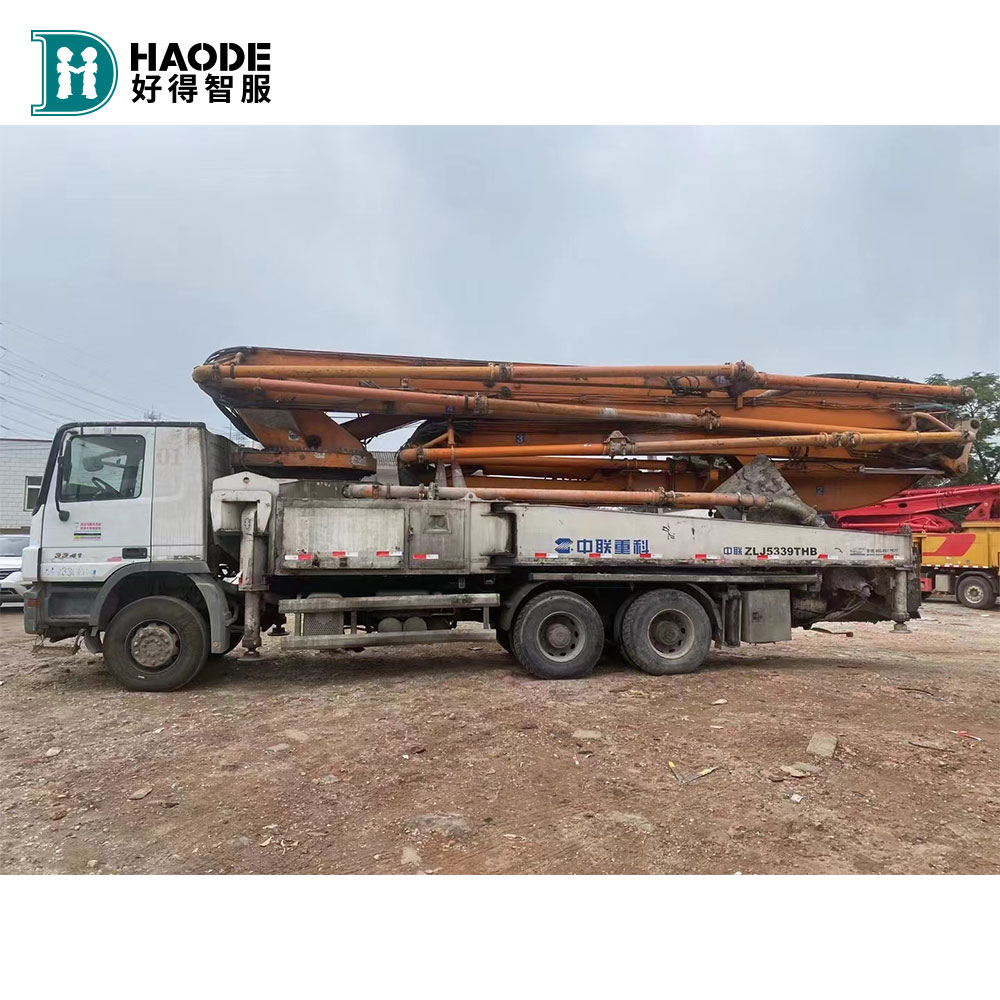 Used Concrete Pump Truck Mounted Pump with 4500 1350mm Wheelbase in Good Condition