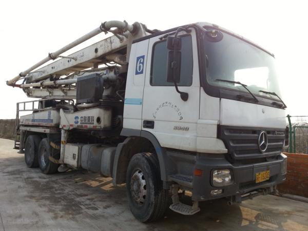 Quality 2006 Benz concrete pump 36m   truck used concrete pump for sale