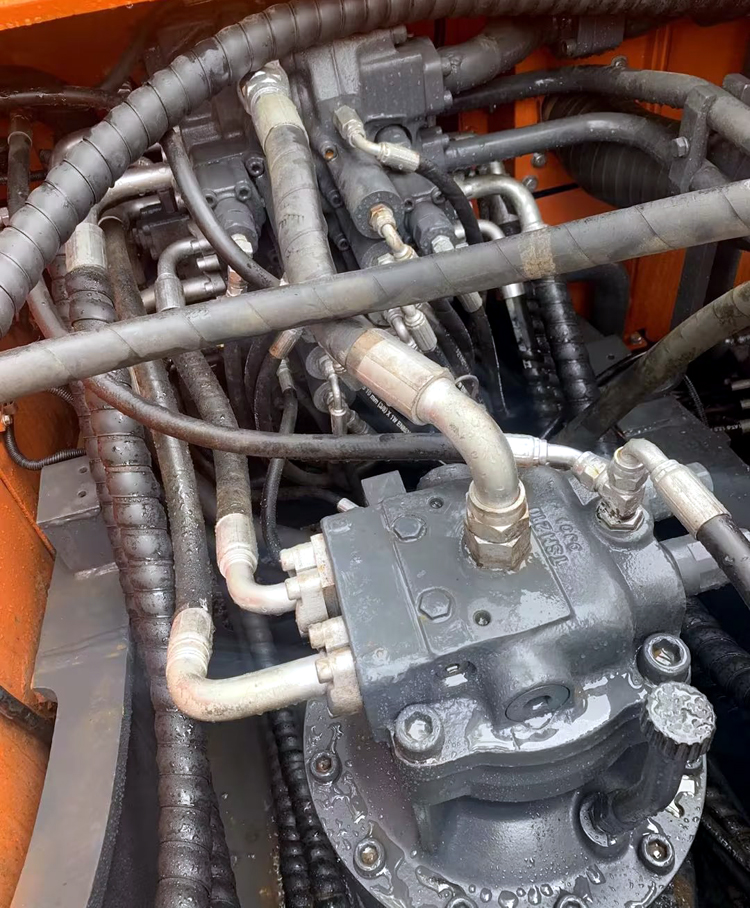 Good Condition 30 Ton Used Doosan DX300 Excavator in Korea 2020 1.27 m3 Bucket Capacity