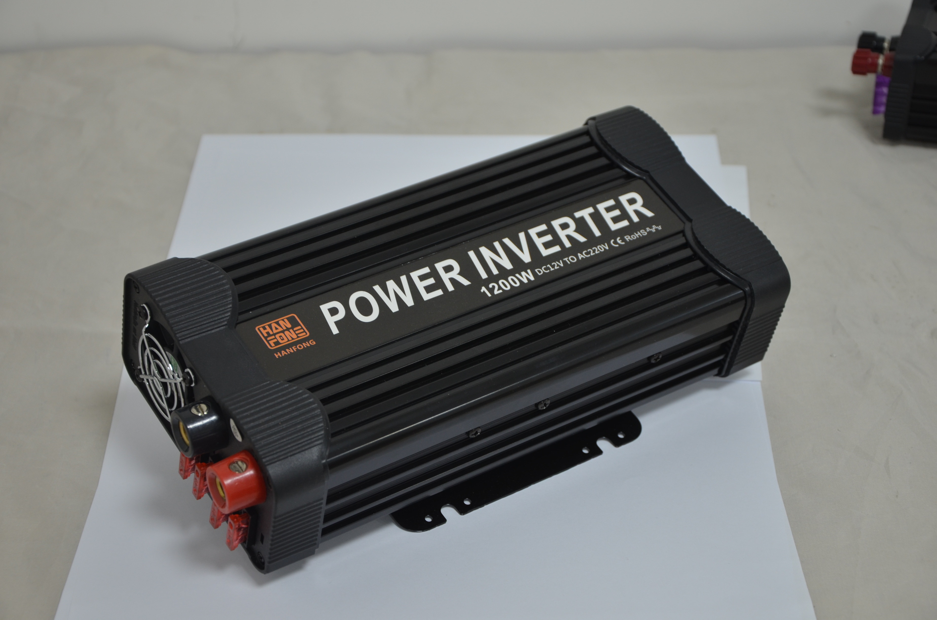 12V 24V Dc to 110V 220V Ac Power Inverters XA1200w Modified Sine Wave Solar Manufacturer OEM for home solar power system
