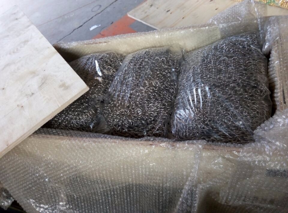 Beautiful Gold Ring Decorative Wire Mesh 1.0mm Diameter