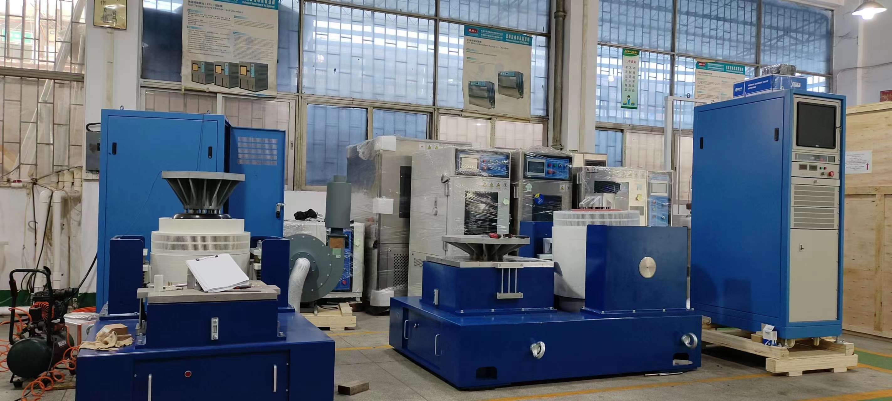 Precise Control Vibration Shaker Peforms Vibration Testing of Packaging Items