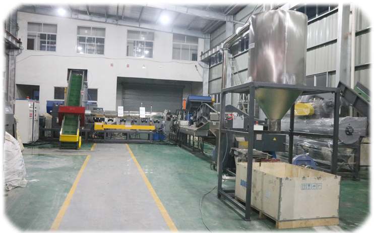 120kw 50hz Plastic Recycling Washing Line , 1500kg/H PET Washing Line