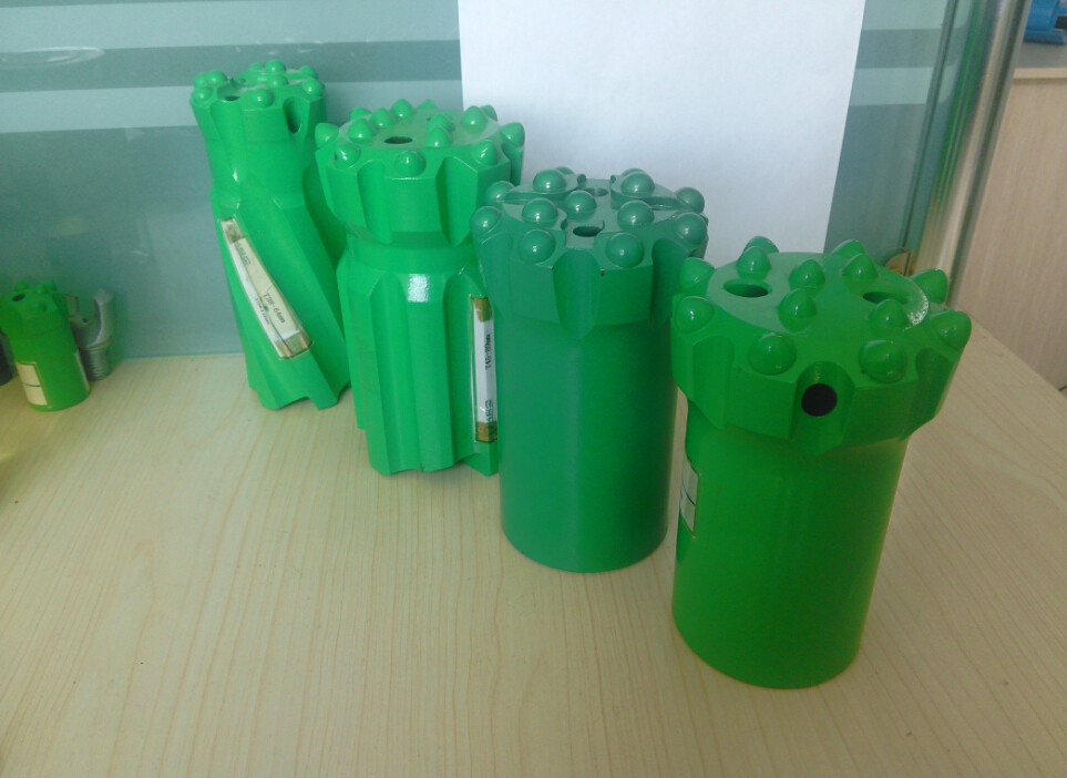 T45 Button Drill Bit Standard / Retractable Rock Drilling Spare Parts