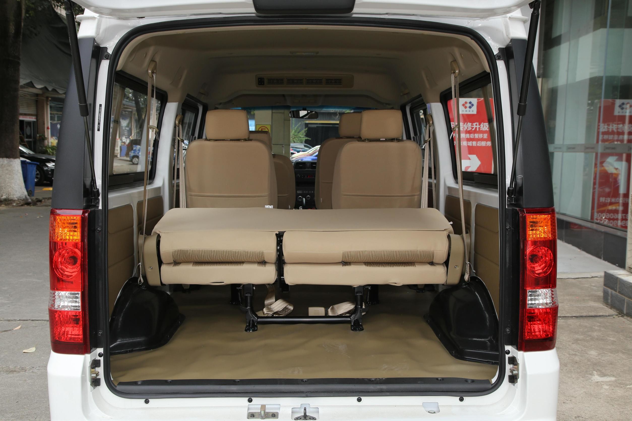 DongFeng EC36 Chinese Electric Trucks With Catl Battery Range 300KM