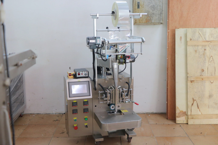 HMI OPERATION Full automatic chewing gum packaging machine With Counting