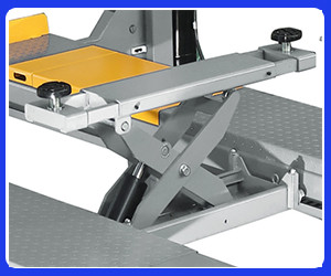 T440D Space Saving 4 Post Garage Lift 4000kg For Easy Vehicle Access