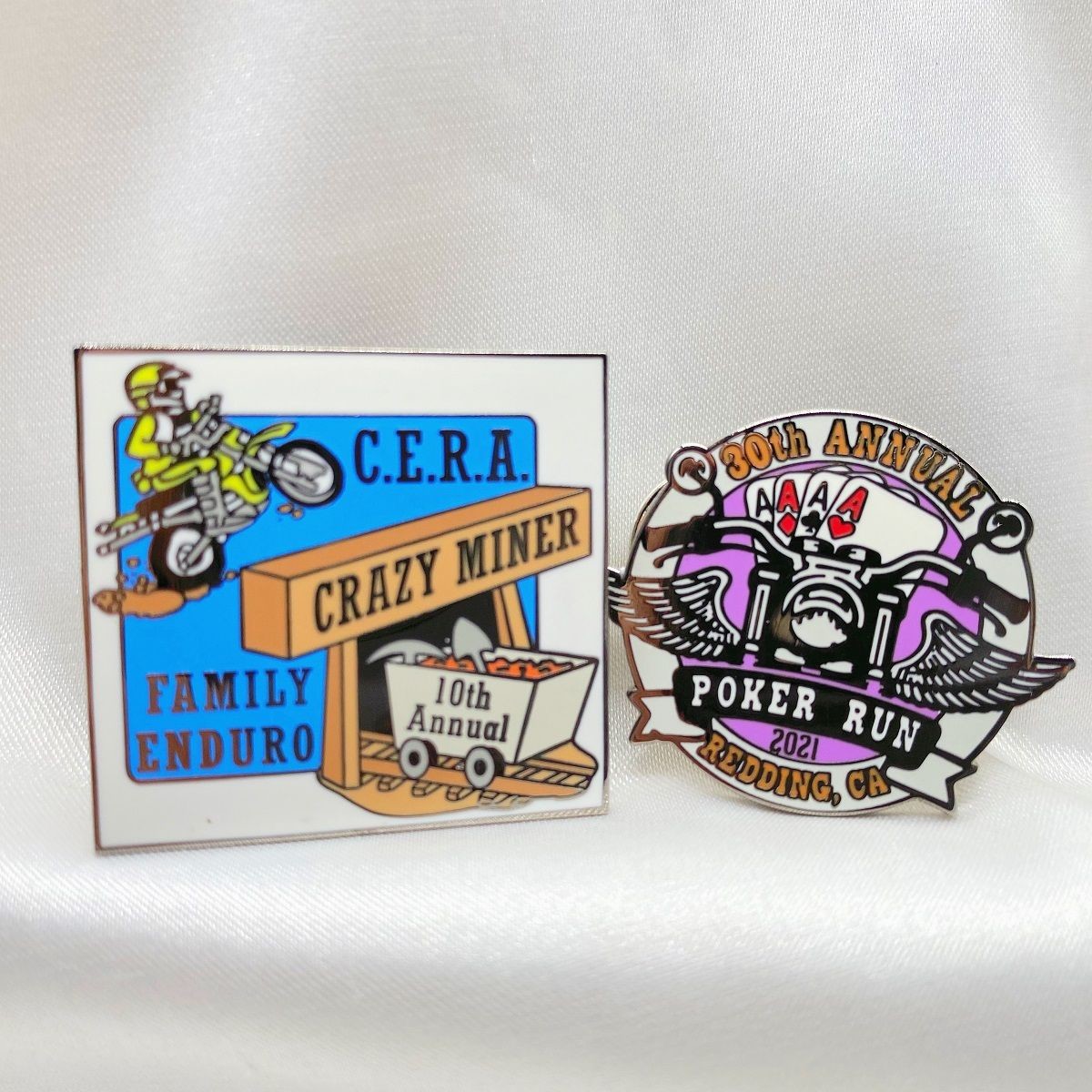 Blue Offset Printing Personalized Lapel Pins 3D Company Logo Pins
