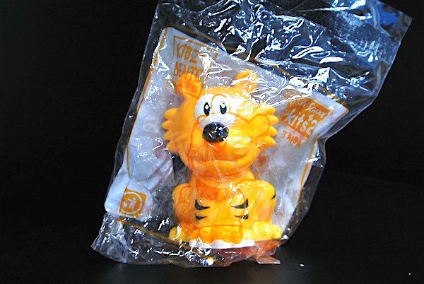 An Yellow Tiger Animal Pencil Sharpener , Toy Pencil Sharpener For School