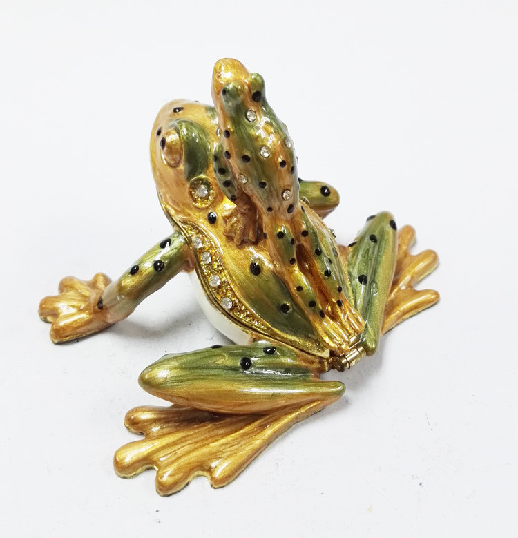The Frog Prince with baby beautiful shape metal jewelry box antique metal jewelry box