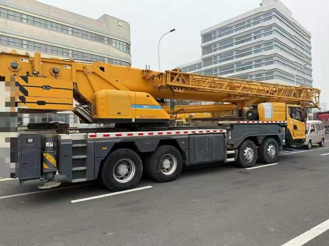China Construction Lifting Equipment Cranes Hydraulic Truck Mounted Used XC MG XCT55L5 55t Mobile Truck Cranes price for Sale