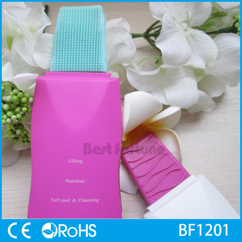 3 In 1 Portable Supersonic Skin Scrubber Peeling Cleaner Ion Beauty Machine