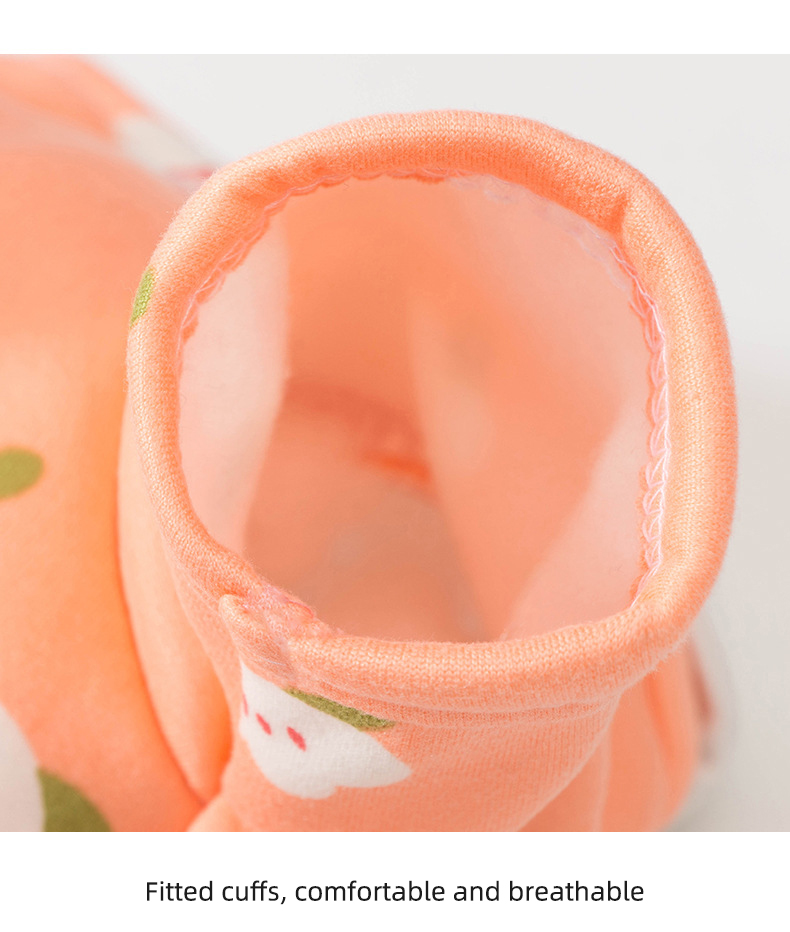 Soft Polyester Fiber Pets Wearing Clothes 32cm Warm Dog Coats