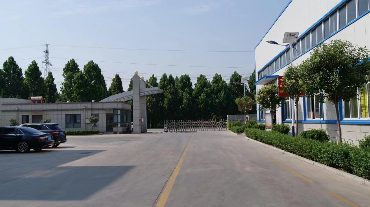 Waterproofing HDPE Geomembrane Pond Liner 45 Mil Suitable for All Sizes of Ponds