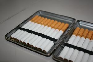 China Bespoke Logo'S Etched On A Stainless Steel Cigarette Case wholesale