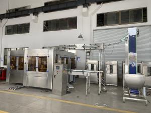 China Automatic Soda Water Filling Machine 2000-24000BPH Electric Power wholesale