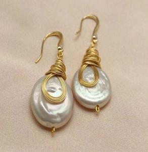 China New Pearl Studs Hoop Earrings for Women Gold Color Crystal Beaded Drop Earring Hoops Wedding Fashion Pearl Jewelry Gift wholesale