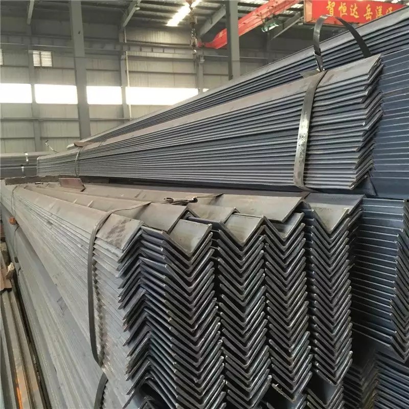 Iron Carbon Steel Profiles Ss400 Q235 Mild Steel Angle Bar Iron Channel