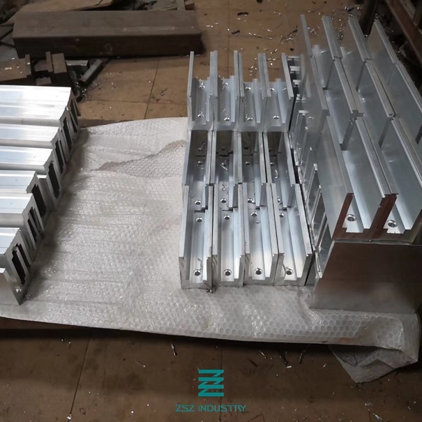 Anodizing / Powder Coating U Channel For Glass Railing H100mm X W62mm