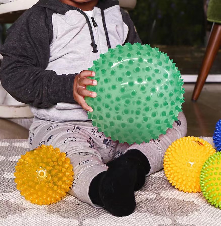 Unisex Large Value Spike Plastic Ball Customized LOGO Inflatable Sensory Ball for Babies