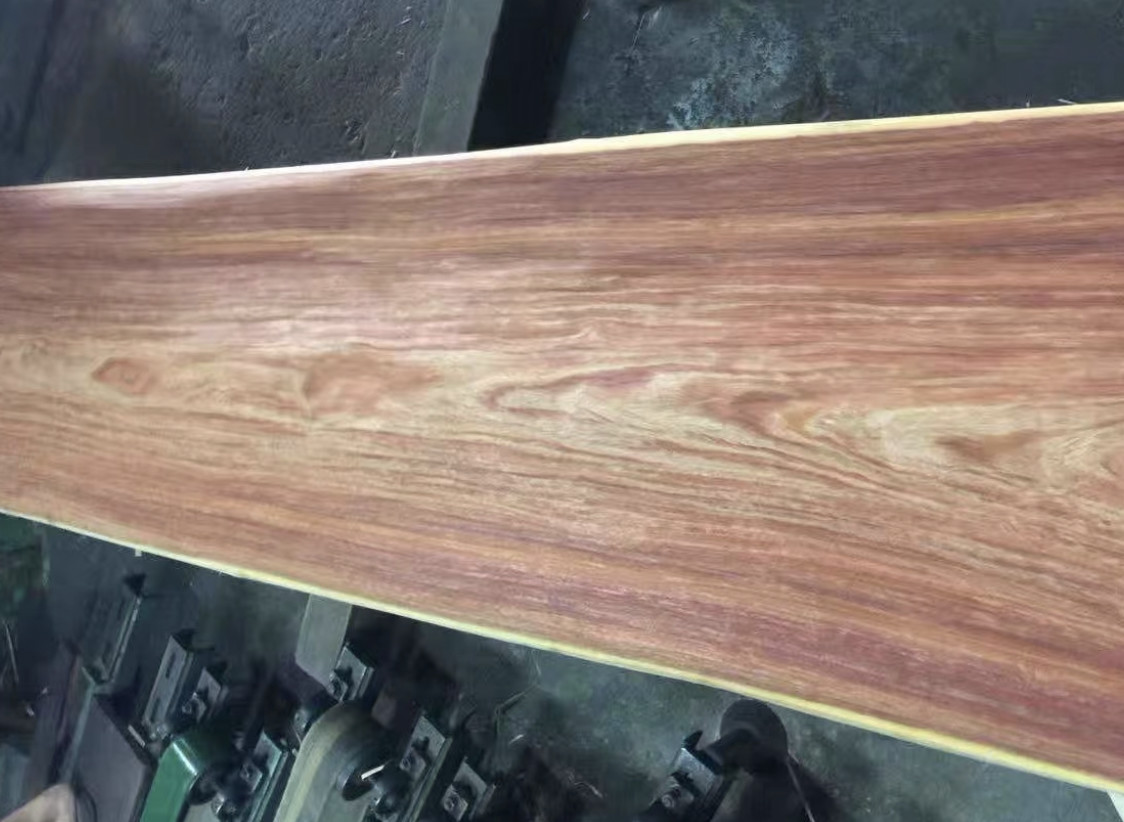 0.5m-2m / 2cm-2.44m / 2.45m-3.6m Length Burma padauk Natural Wood Veneer