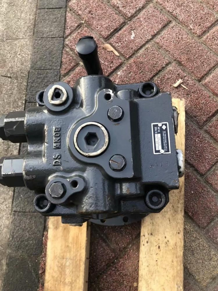 OEM SG08 MFC160 SH200 Excavator Swing Motor JMFC160 230kg