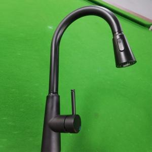 China Handy Operation Kitchen Water Faucets Switchable Sprayer Tubular Spout Taps wholesale