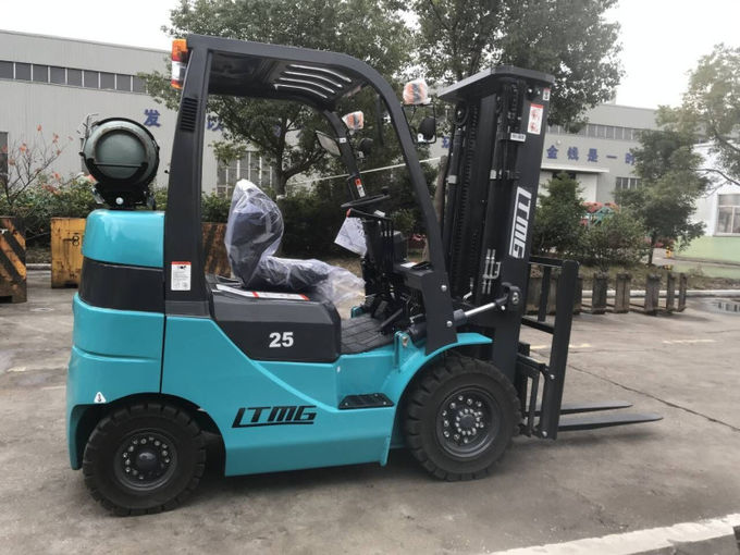EPA Approval Engine Gasoline Forklift Truck , 2.5 Ton Lpg Forklift BLUE