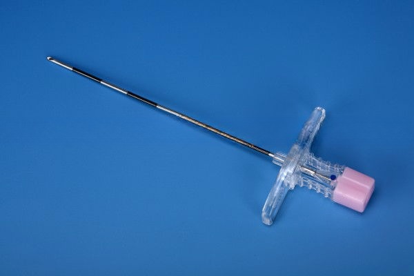 Disposable AN-E Epidural Needle 18G*90mm Essential for Medical Professionals and Patients