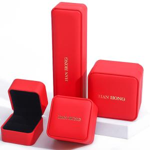 China Custom Luxury Velvet Jewelry Packaging Box for Necklace and Bracelet Storage from Hanhong wholesale