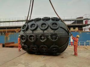 China Inflatable Floating Pneumatic Rubber Fenders 50kPa 80kPa Easy Installation wholesale