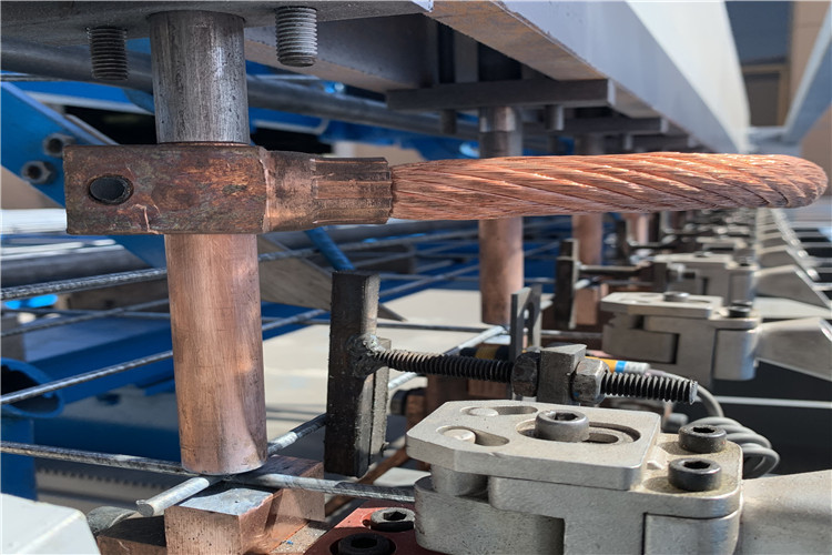 Galvanized Steel Anti Climb Fence 3mm Wire Mesh Welding Machine