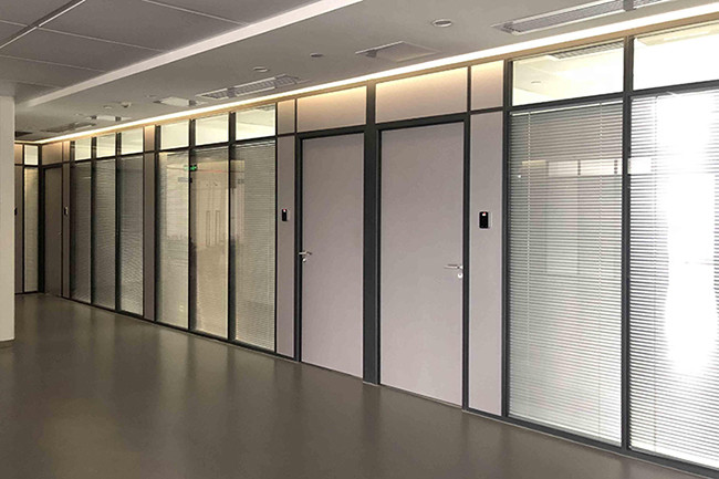 Gold Bronze Frame Aluminum Glass Partition Wall No Rust Glazed Office Partitions