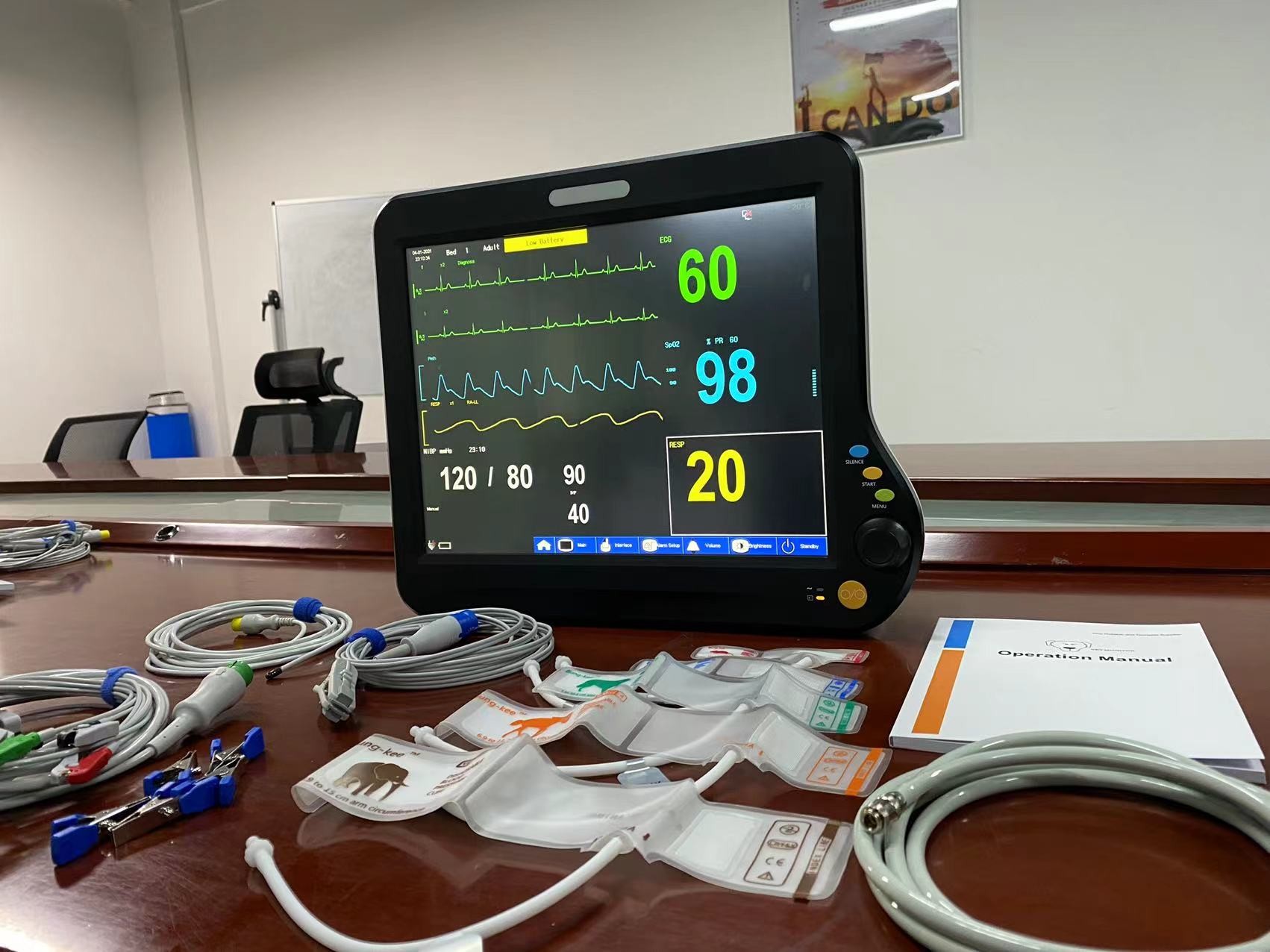 Multifunctional Veterinary Vital Signs Monitor , Multi Parameter Monitor 15 Inch