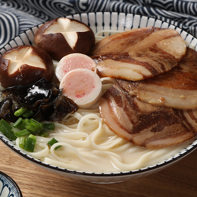 Light Yellow Dried Chinese Egg Noodle 0.3kg Made with Wheat Flour Ingredients