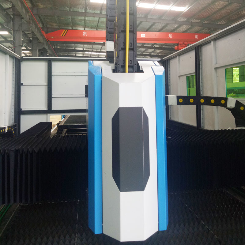 Table CNC Fiber Laser Cutting Machine 3015 3000W 60mm
