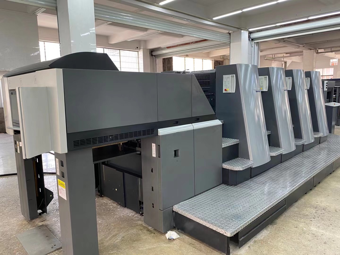 100000 KG XL75-4 /CD74-4 Heidelberg Offset Printing Machine 4 Colour Offset Press For Multicolor Printing