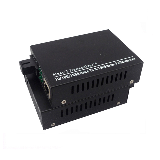 1000M Singlemode RJ45 Fiber Optic Transceivers For FTTX