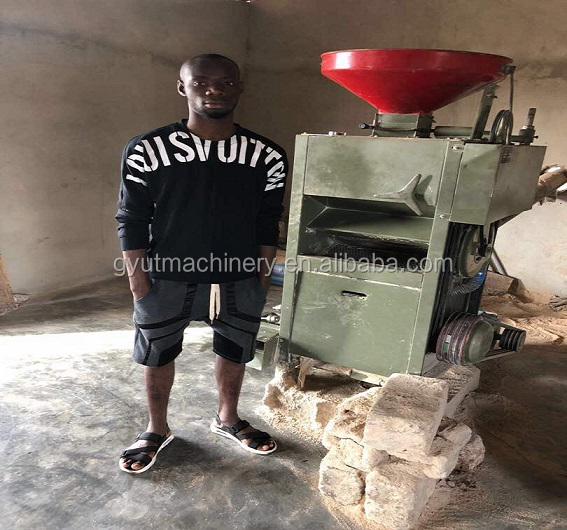 Compact White Rice Processing Rubber Rollers Rice Milling Machine with 220V/380V Voltage