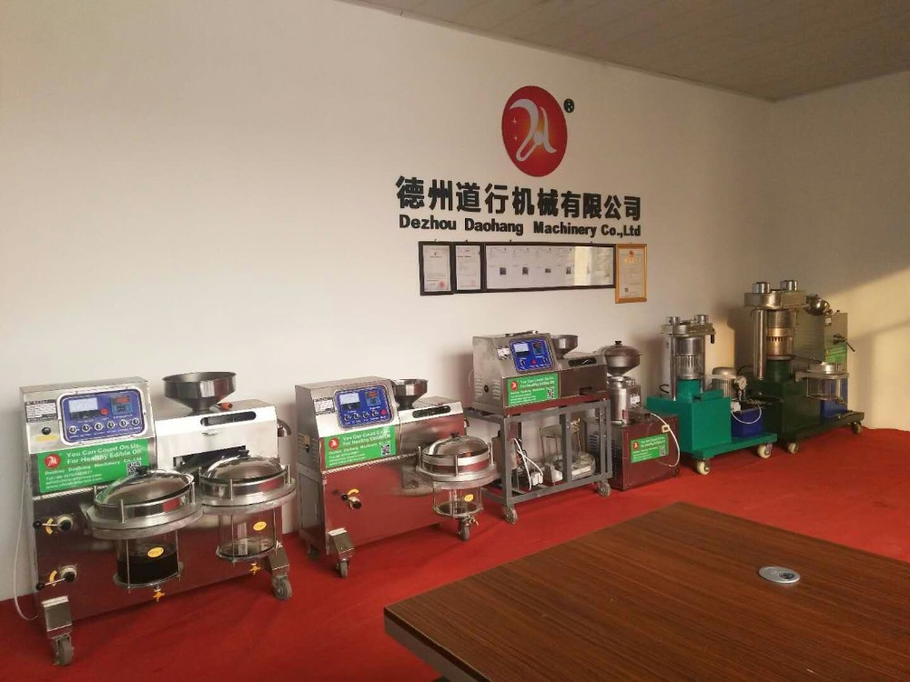 40Kg/h 240Kg Seed Oil Press Machine Steel Edible Oil Expelling 4000W