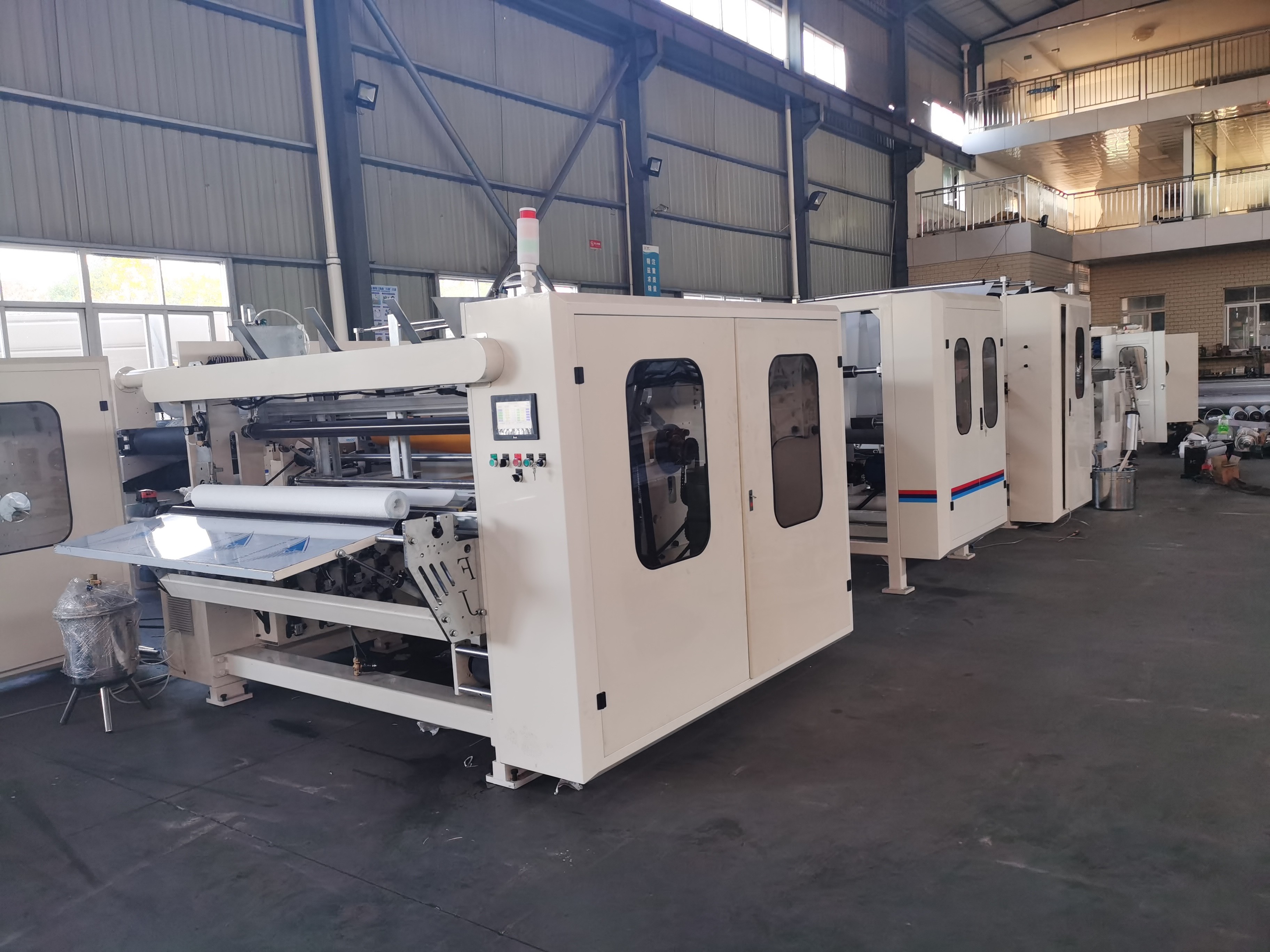 Auto Wallboard Structure 1350mm - 2800mm Toilet Paper Machine
