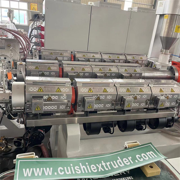 HDPE Three-Layer Co-Extrusion Gas Pipeline Extrusion Equipment