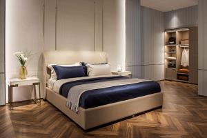 China Modern Fabric Upholstered Headboard Wooden Divan Bed wholesale