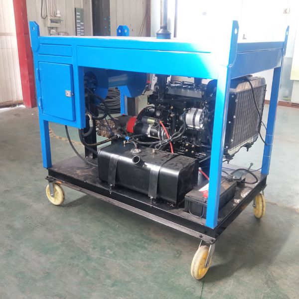 Diesel Engine Drive Jet Sewer Cleaning Machine with 50-100 meters High Pressure Hose and 26.5kW Engine for 50mm to 600mm Pipe Diameter