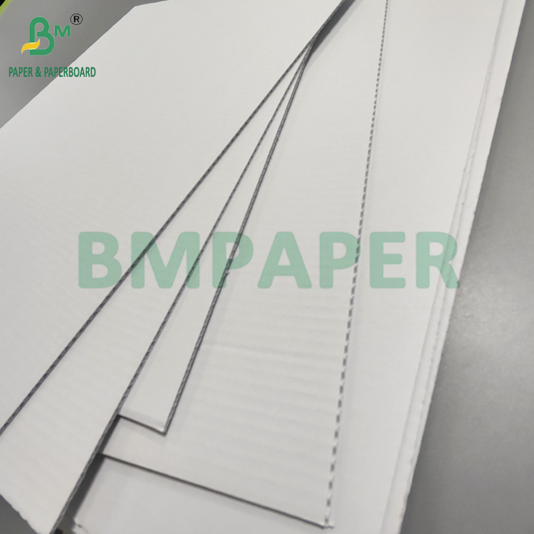 White 3 Layer Corrugated Paper For Perfume Box Liners E F Flute 70 x 100cm