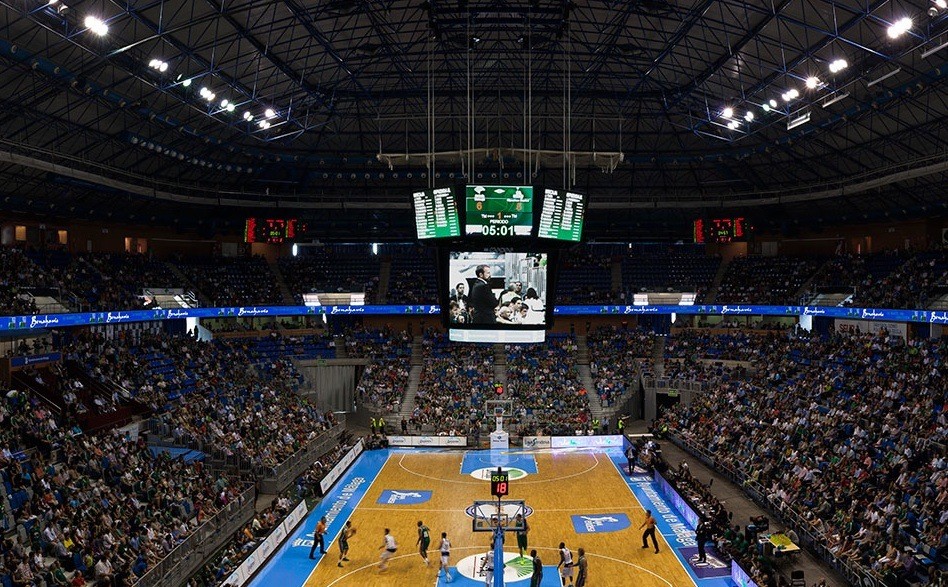 P10 LED display Rich Color Sports Ground Advertising Boards , LED screen stadium